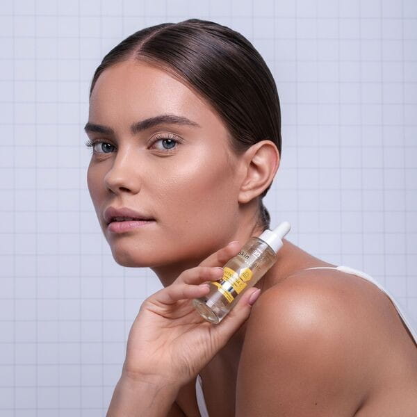 Bielenda Skin Clinic, Witamina C serum rozświetlająco - odżywcze 30 ml