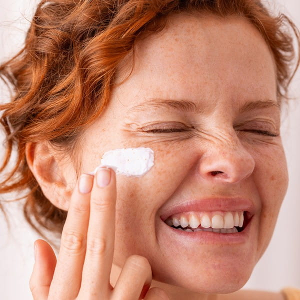 SVR [C20] Biotic regenerujący i rozświetlający krem przeciwzmarszczkowy refill 50 ml