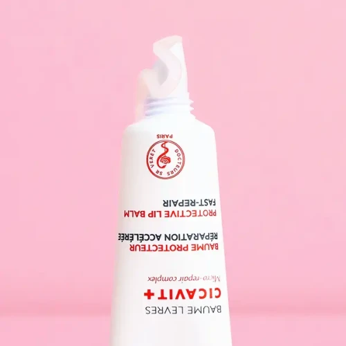 SVR Cicavit+ Levres ochronny balsam do ust o działaniu regnerującym 10 g