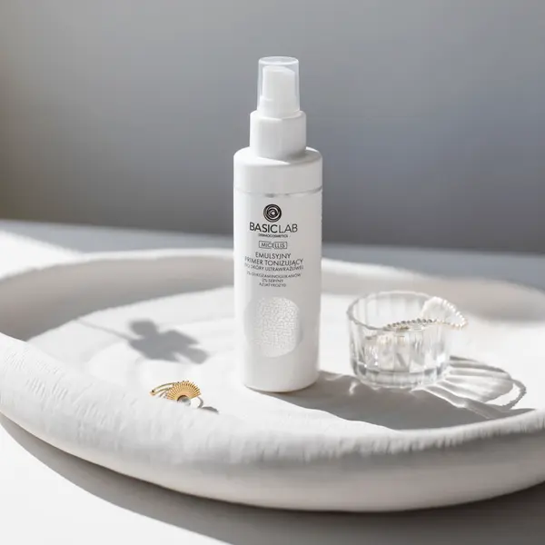 BasicLab Micellis, emulsyjny primer tonizujący do skóry ultrawrażliwej, 150 ml