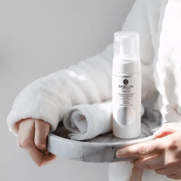 BasicLab Micellis, dermatologiczna pianka myjąca do skóry ultrawrażliwej, 150 ml