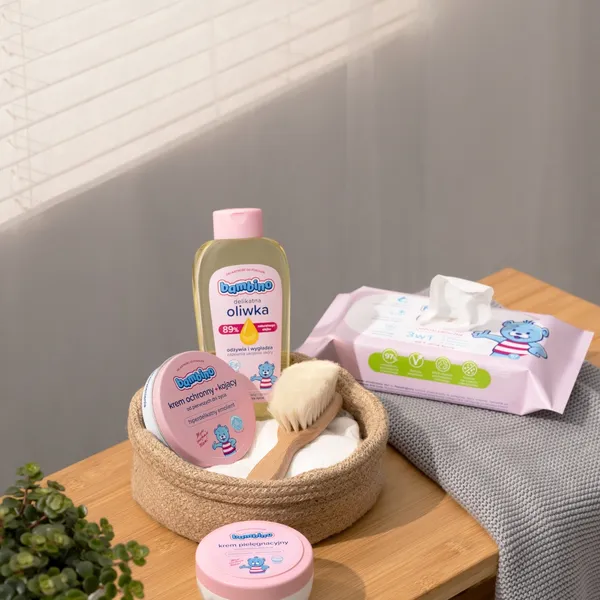 Bambino, chusteczki emolientowe, hipoalergiczne ,3w1, od 1go dnia, 57 sztuk