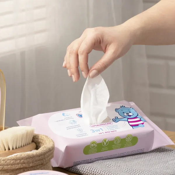 Bambino, chusteczki emolientowe, hipoalergiczne ,3w1, od 1go dnia, 57 sztuk