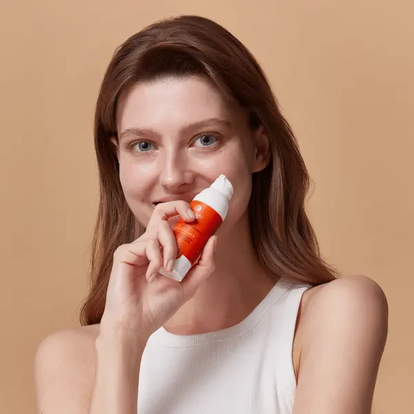 BasicLab Protecticus lekka emulsja ochronna SPF 50+ 50 ml