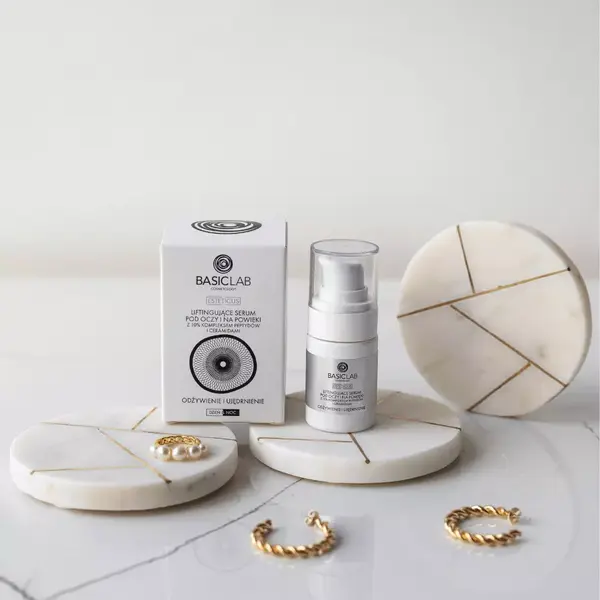 BasicLab Esteticus serum pod oczy i na powieki z 10% kompleksem peptydów i ceramidami Odżywienie i Ujędrnienie 15 ml