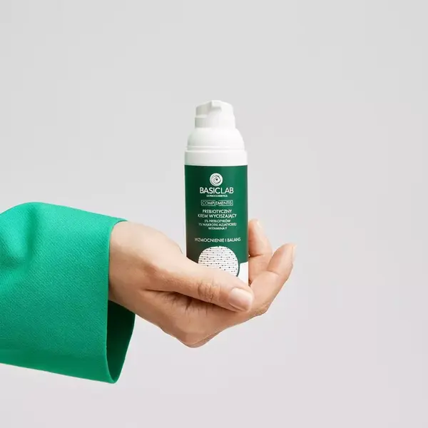 BasicLab Complementis probiotyczny krem wyciszający 5% prebiotyków,1% wąkrotki witamina F 50 ml